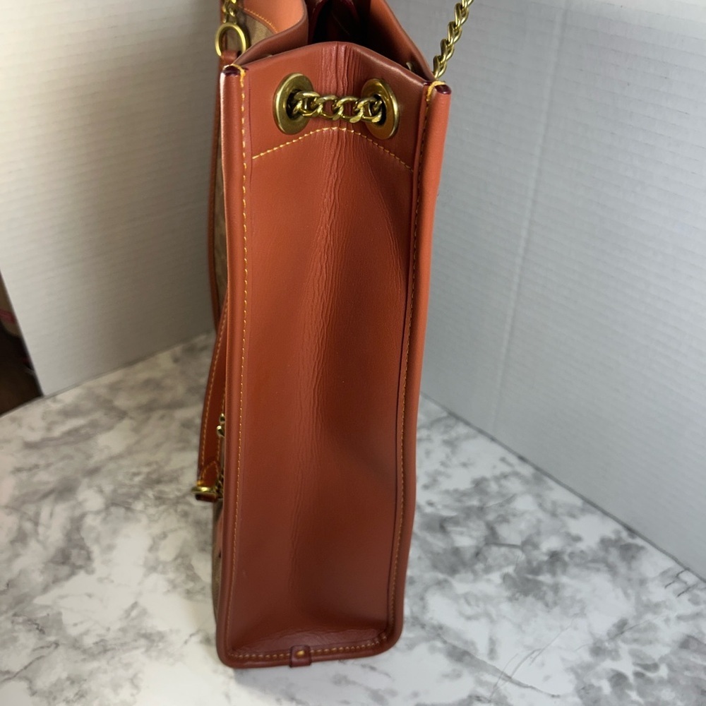 Coach Old Rose/Beige Signature Cashin Chain Tote - Picture 10 of 13